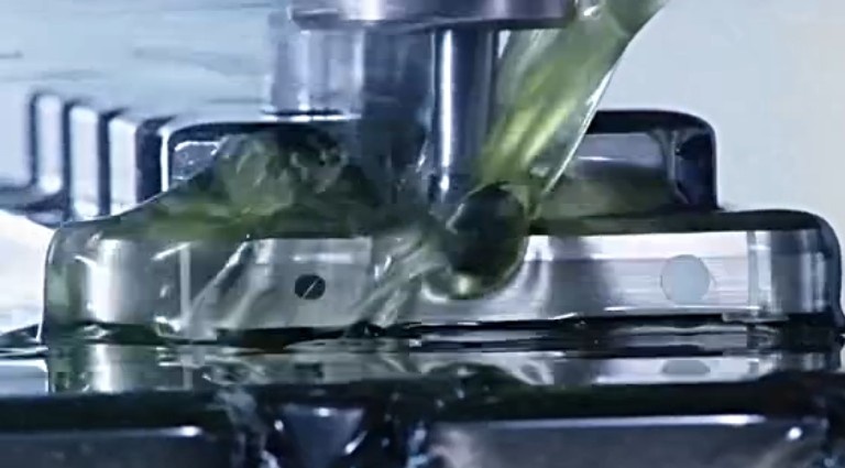 小米4、魅族MX4手機外殼加工用的是什么切削液？